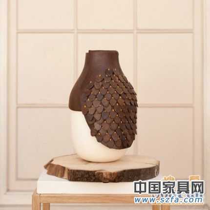 使用天然動物、植物聚合物制作的Botanica系列器皿
