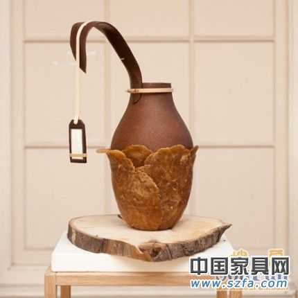使用天然動物、植物聚合物制作的Botanica系列器皿