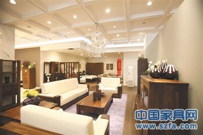 業內人士認為，實木家具的價值應體現在材料和加工工藝的結合上。